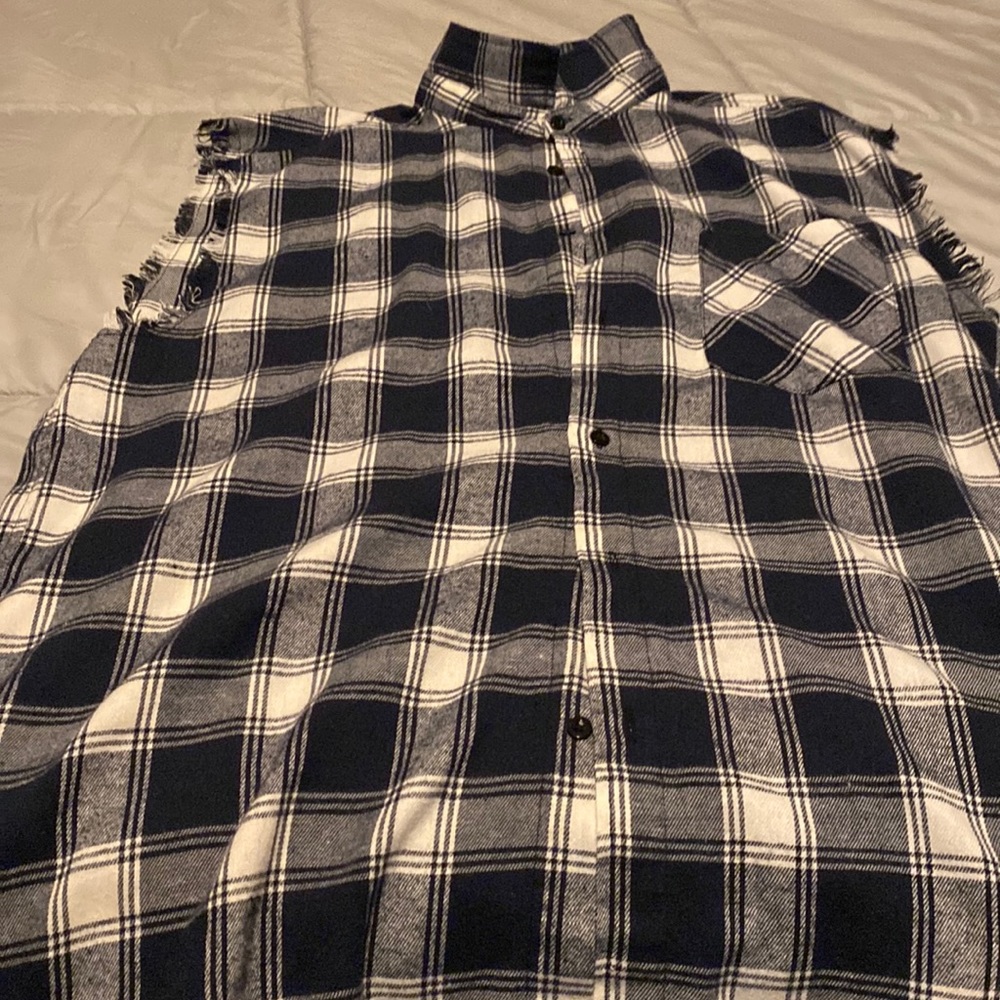 Sleeveless flannel button up shirt xl